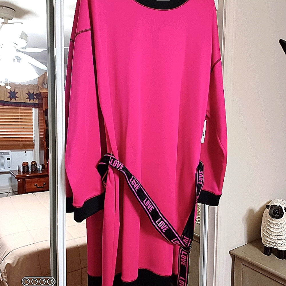 Lovely Hot Pink New York and Company Dress